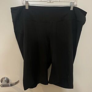 Old Navy compression shorts 3x